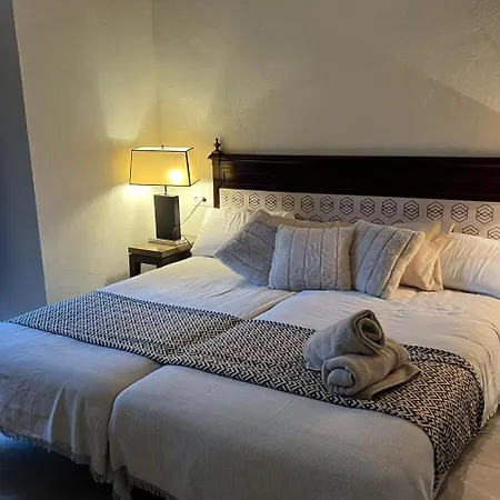 Palacio De Angulo Casa Histórica En El Centro De Hotel *