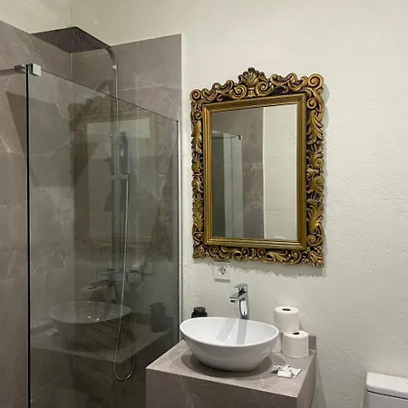 Palacio De Angulo Casa Historica En El Centro De 코르도바