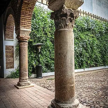 Palacio De Angulo Casa Historica En El Centro De *