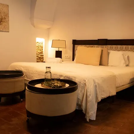 Palacio De Angulo Casa Historica En El Centro De *