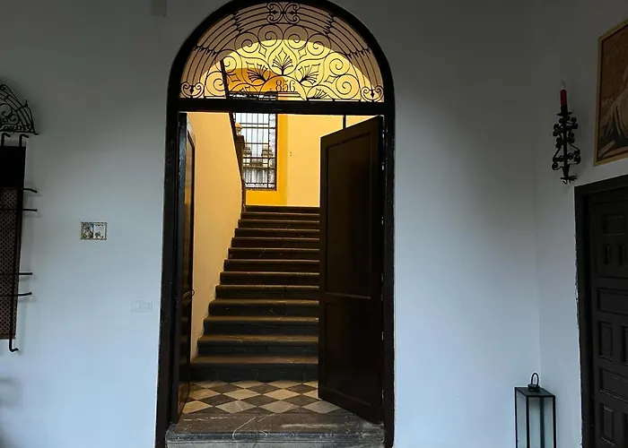 Palacio De Angulo Casa Historica En El Centro De Córdoba