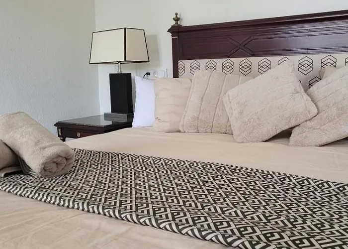 Hotel Palacio De Angulo Casa Historica En El Centro De