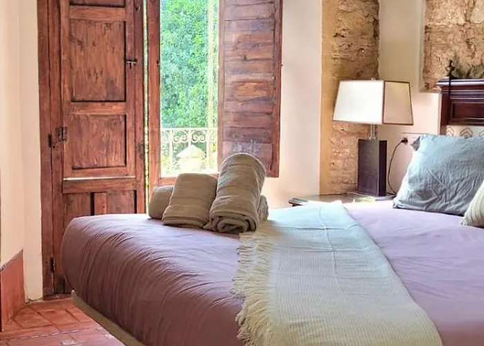 Palacio De Angulo Casa Historica En El Centro De